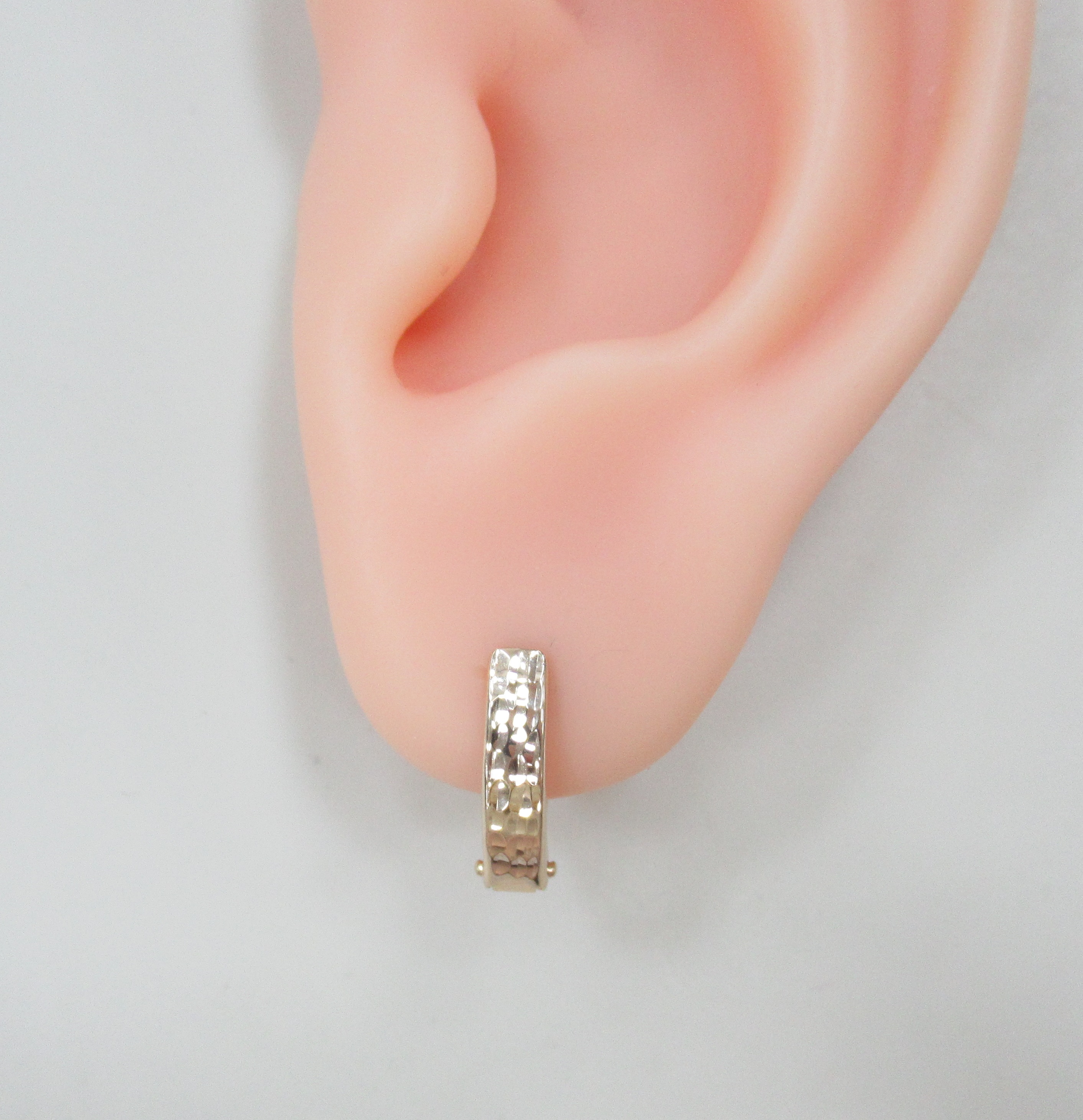 10519-000753 Серьги (Au 375)